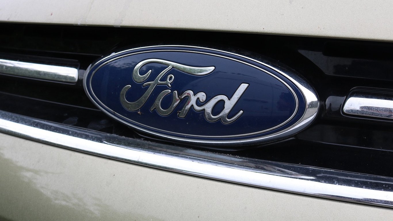 ​​​​​​​Американський автогігант Ford скорочує понад тисячу робочих місць на заводі в Іспанії