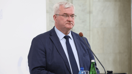 РФ вдарила по складу гумдопомоги у Дніпрі: Сибіга звернувся до ООН - 290x166
