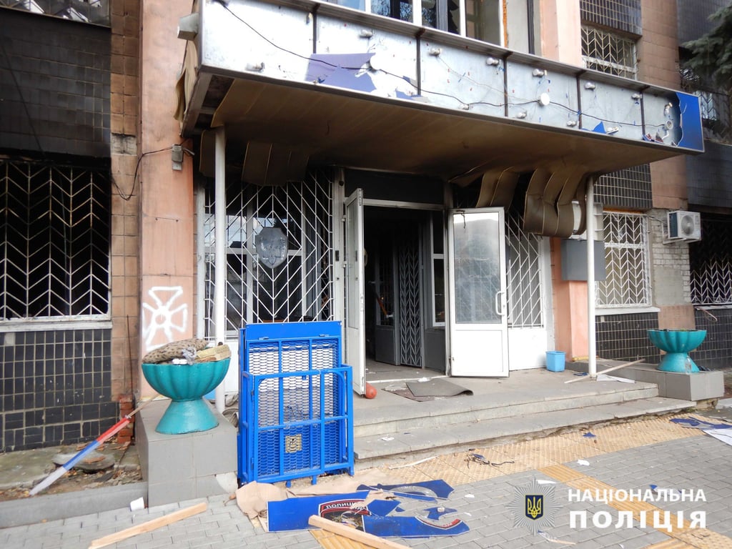 Били та катували струмом — трьом катам з Харківщини повідомили про підозру - фото 1