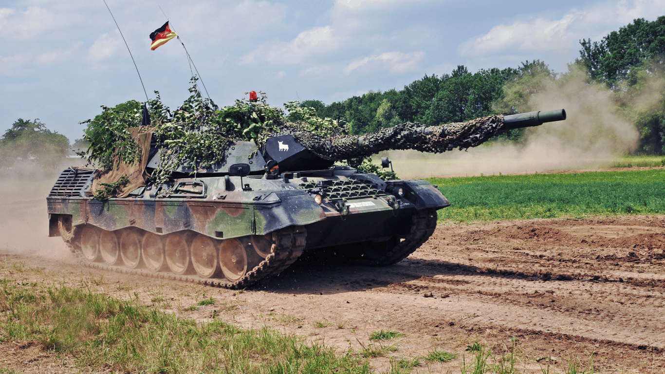 Німеччина передасть Україні додаткові танки Leopard