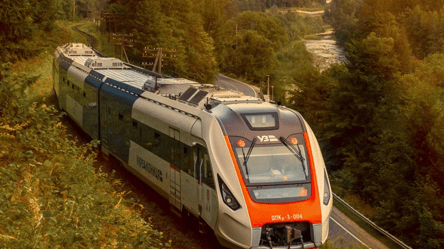 День залізничника — запустили "Поїзд залізної пам’яті" - 285x160