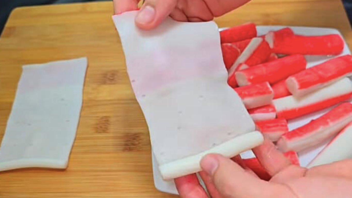 закуска з крабових паличок, простий рецепт оригінальної подачі з фото