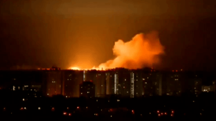 Потужні вибухи в Харкові — мешканців просять не покидати укриття - 285x160