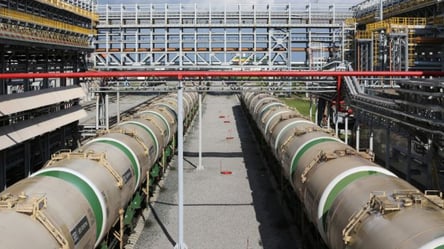 Польша прекратила прием российской нефти через "Дружбу": в чем причина - 285x160