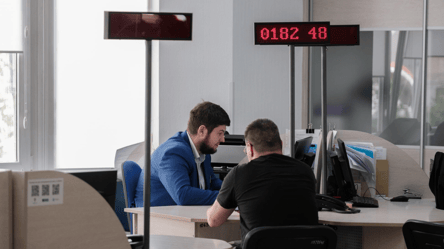 Надіслав із Польщі: ЦНАП не прийняв заяву на відстрочку батька чотирьох дітей - 290x166