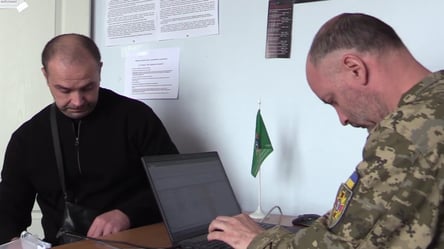 Изъятие телефонов у военнообязанных: в ТЦК назвали причину - 285x160