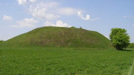 Курган часів до нашої ери — на Миколаївщині вимагають повернути землі державі - 290x166