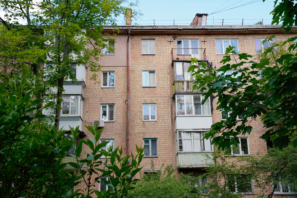 Чим відрізняються сталінки та хрущовки — відмінності будинків - фото 2