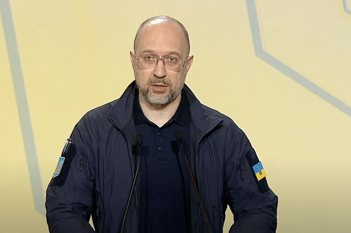 Усі дані кожного українця будуть доступні для ТЦК: що говорить міністр оборони