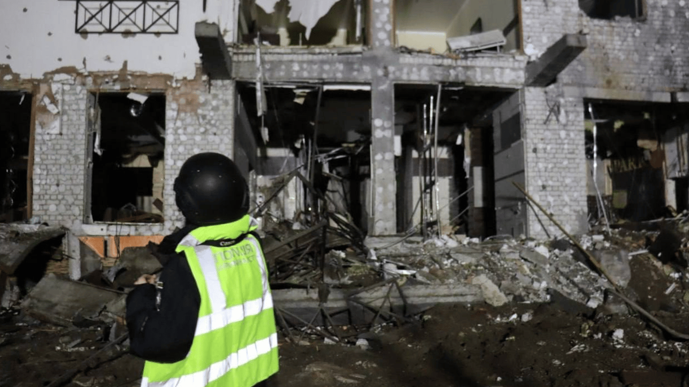 Удар по гостинице в Харькове — последствия и все подробности
