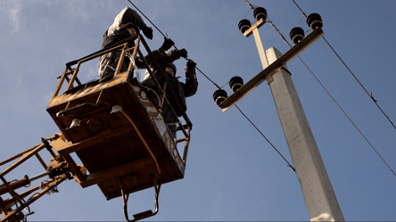 На Львівщині без світла 45 населених пунктів — коли увімкнуть - 285x160