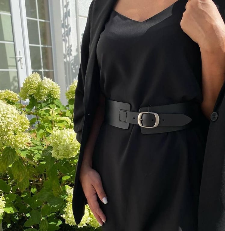 Какие вещи подходят женщинам с пышными формами — советы стилистов - фото 3