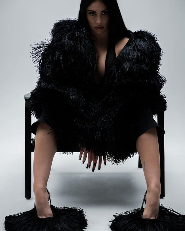 Лурдес у фотосесії модного бренду