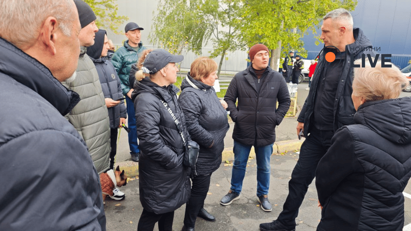 Як Київ пережив нічну атаку — фоторепортаж - фото 7