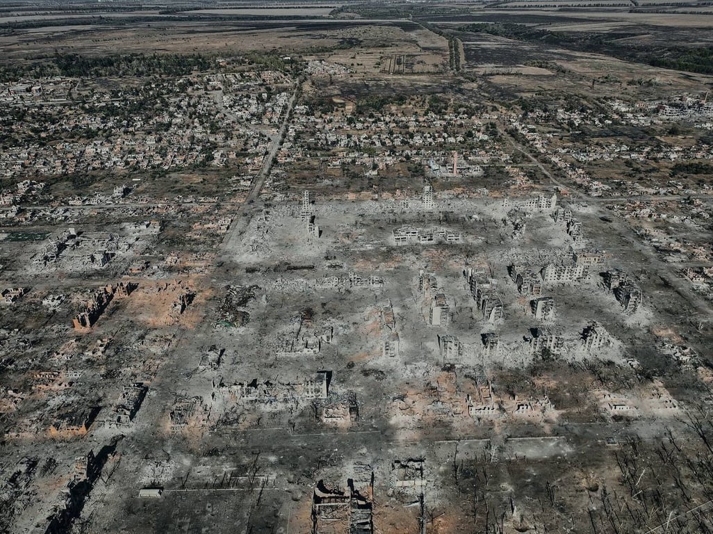 Фото зруйнованого Вовчанську 3 жовтня