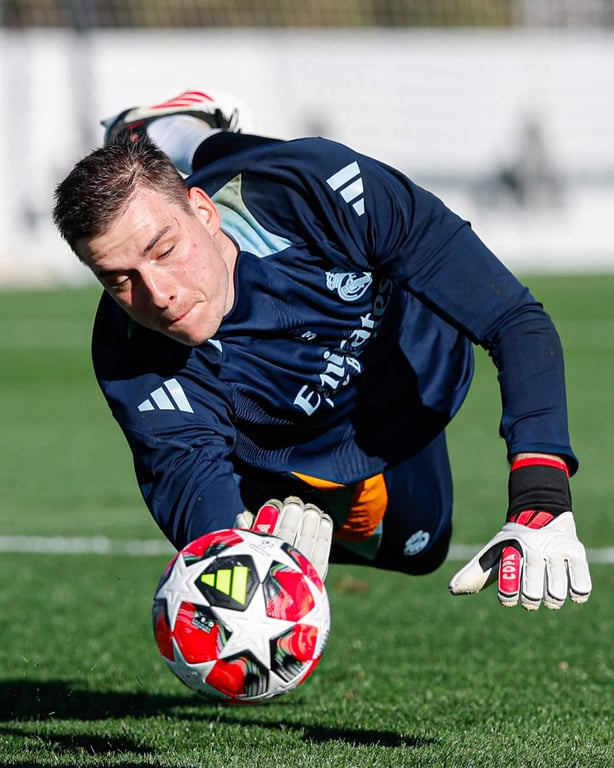 Андрій Лунін