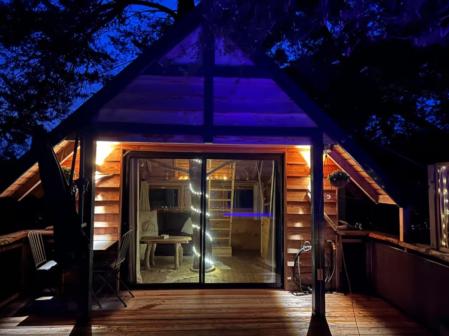 Unusual housing - where in Europe to rent a tree house - photo 3