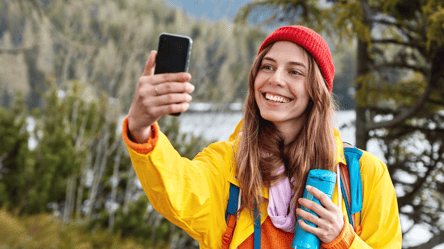 Смартфон вместо переводчика — чем полезна iOS 26 для туристов - 285x160