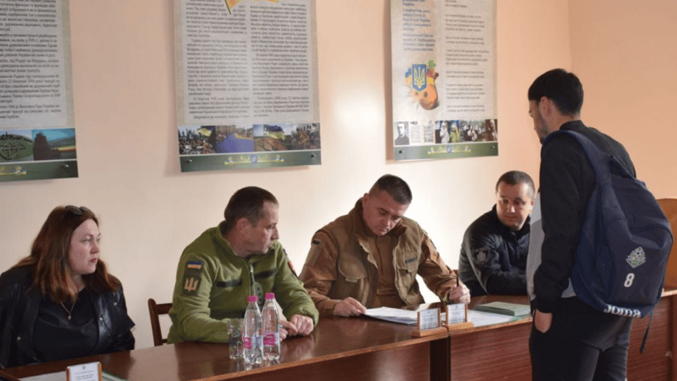 Коли треба обов'язково йти в ТЦК — в Міністерстві оборони назвали випадки