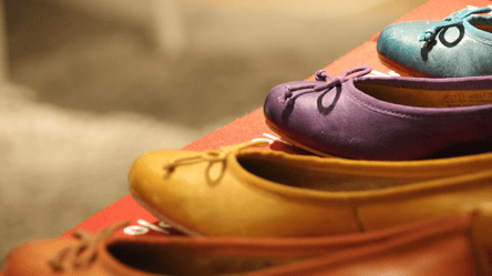 Дивний факт про взуття 18 століття, який здивує навіть модників - 285x160