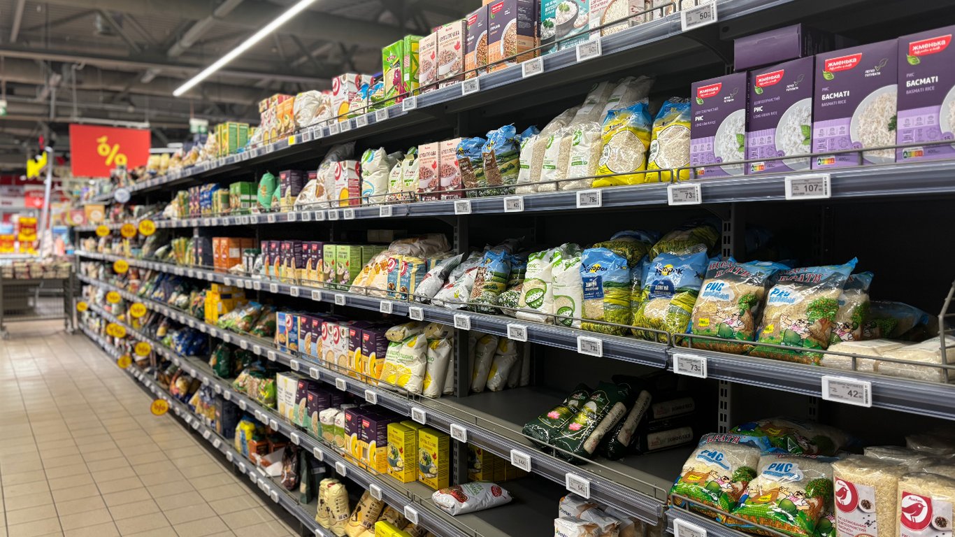 Знижки до 55% на продукти в АТБ і Сільпо: що стало з цінами в супермаркетах