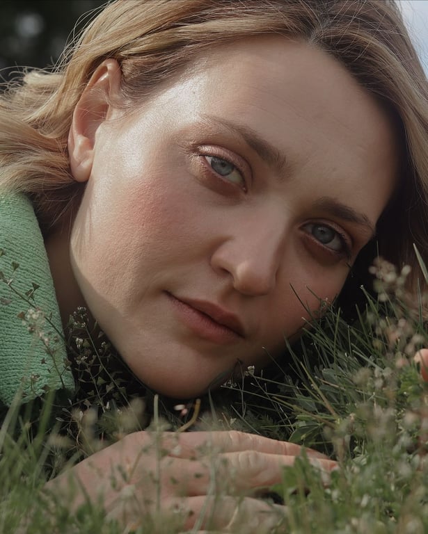 Звезда "Женского Квартала" очаровала нежными кадрами с новой фотосессии - фото 2