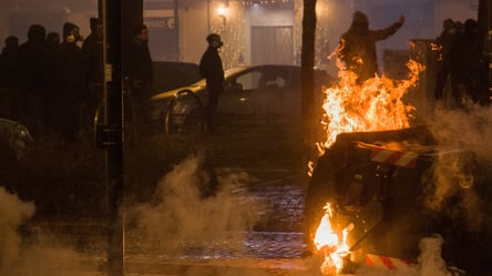 В Турине во время протестов ранили более 100 полицейских - 285x160