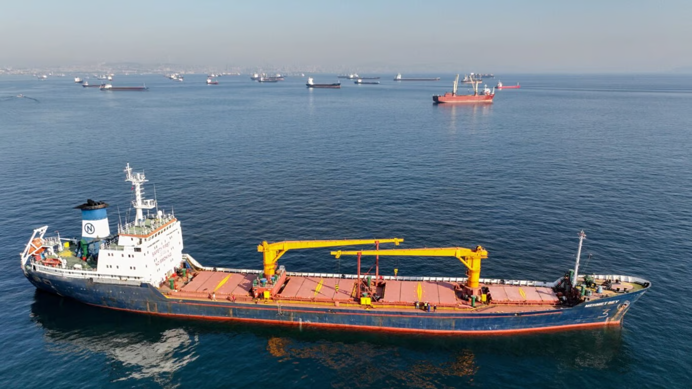 Робота портів Великої Одеси — скільки суден на завантаженні