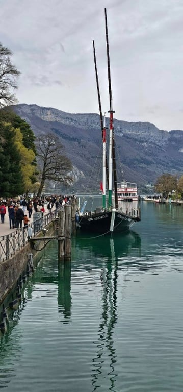 Андрей Макаревич разозлил россиян фотографиями "загнивающей Европы" - фото 3