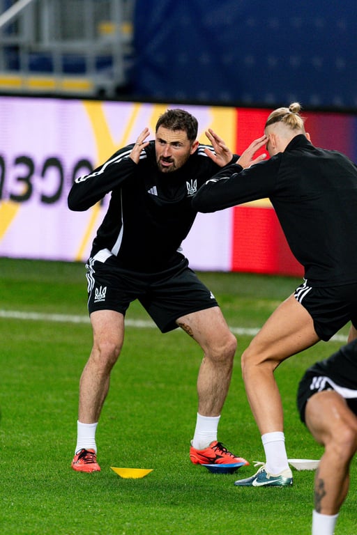 Футболисты сборной Украины