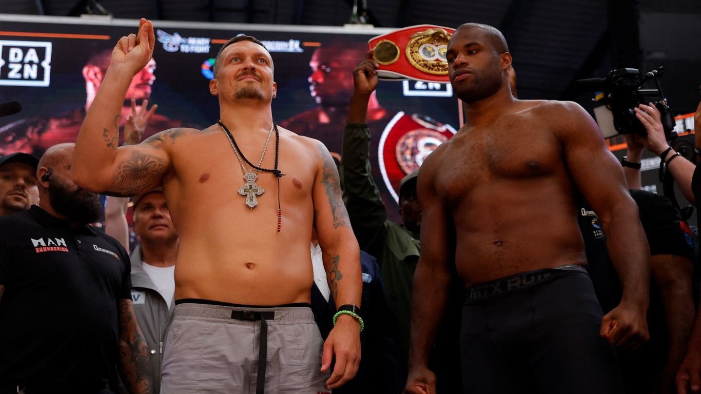 Александр Усик — Даниэль Дюбуа