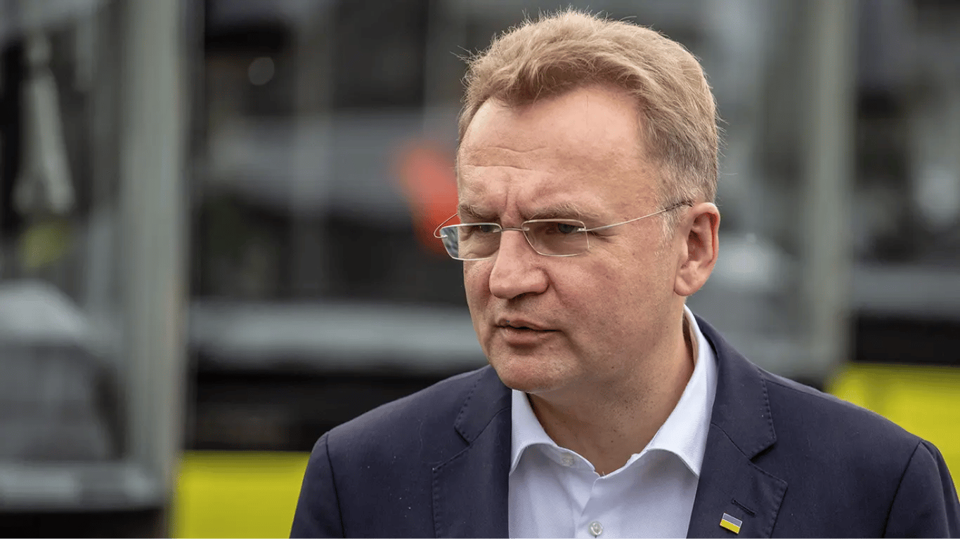 Садового во Львове облили жидкостью: злоумышленника задержали