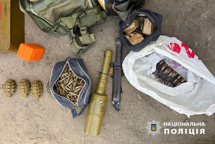 На Київщині виявили "склад" з порохом на 1,7 млн грн