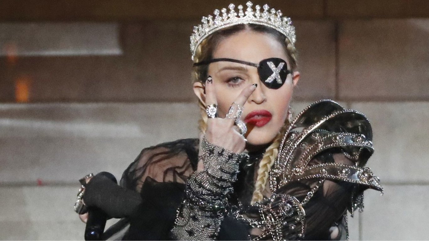 "Ми можемо втратити її": родичі Мадонни прокоментували госпіталізацію співачки