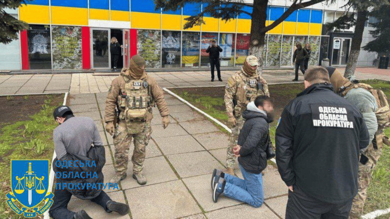 Передавали ворогу позиції Сил оборони та ППО — в Одесі затримали іноземців