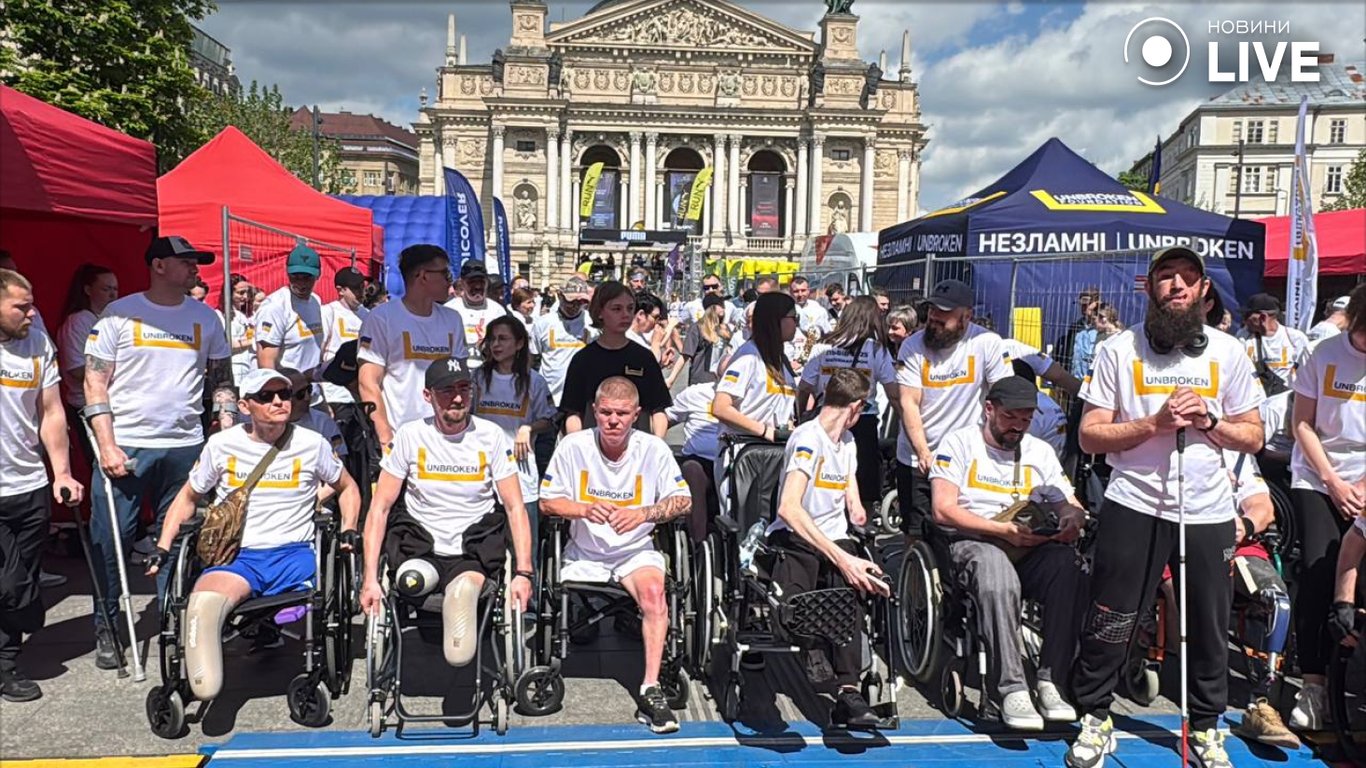 Нова пошта напівмарафон у Львові