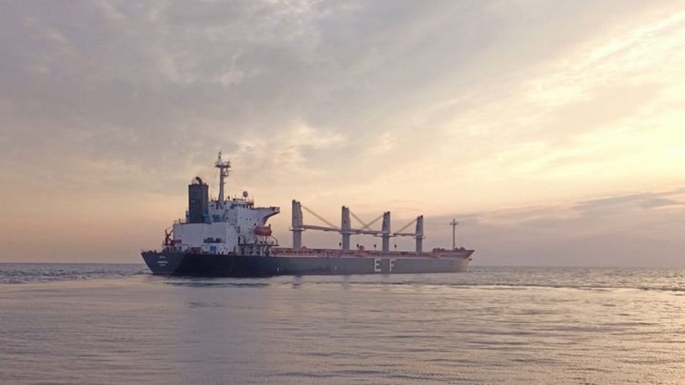 В портах Большой Одессы уменьшилось количество судов на загрузке