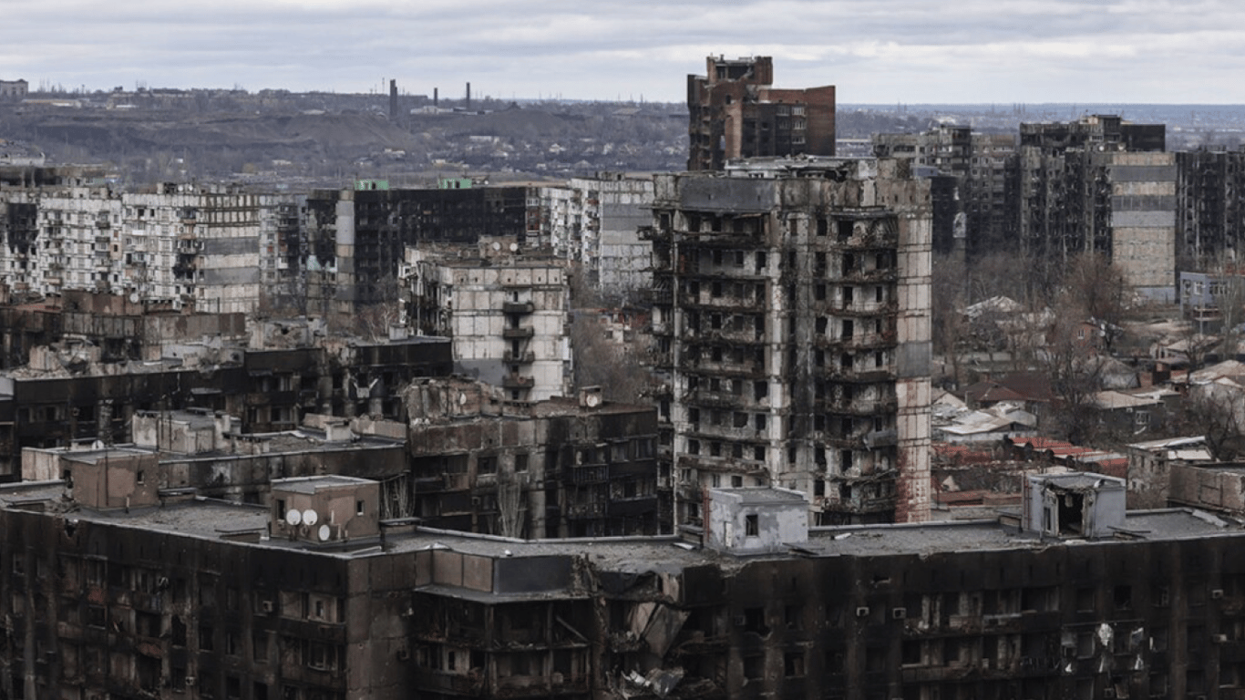 Уничтожены многоэтажки в Мариуполе. Фото: ТАСС