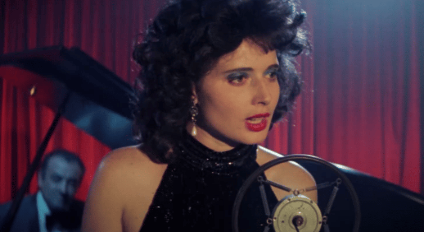 Фильм "Синий бархат"