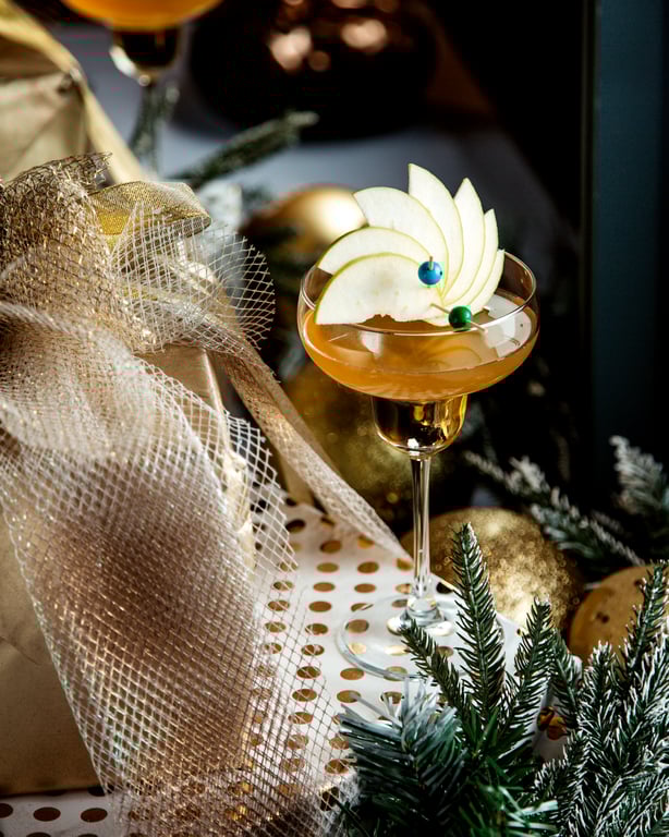 смачний коктейль на новий рік змії 2025