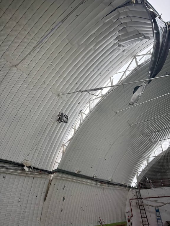 удар по спорткомплексі на Харківщині 2 лютого