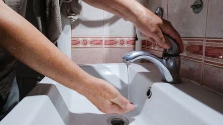 У Києві обмежили подачу води через аварію в енергосистемі - 285x160