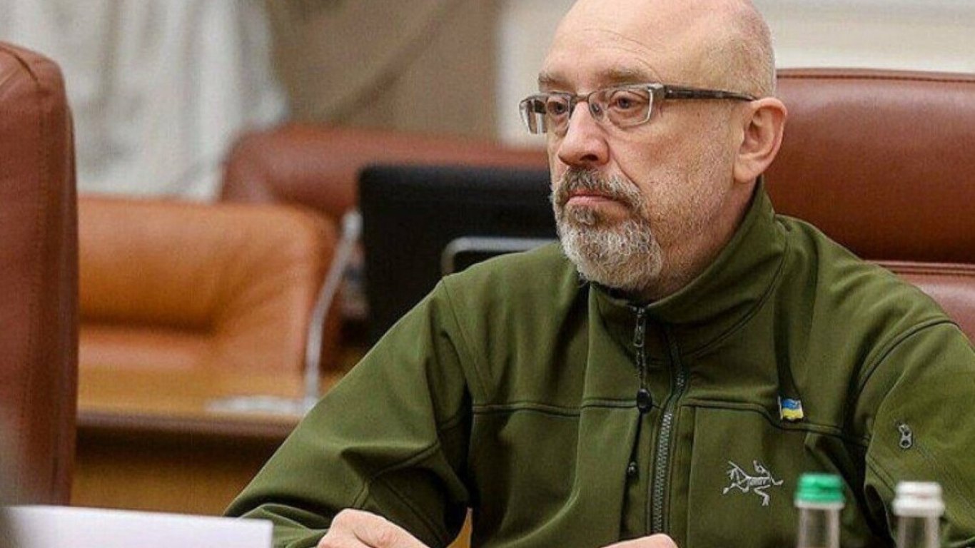 Резников останется в должности министра обороны - депутат Слуга народа