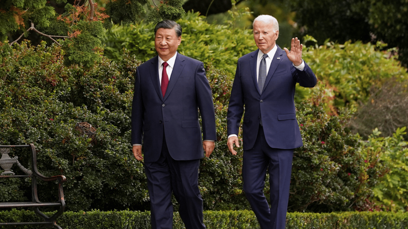 После визита в США Си Цзиньпин заговорил о войне