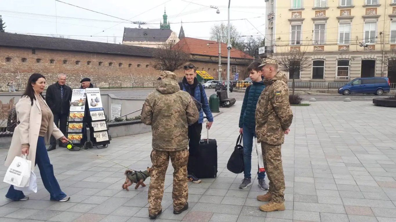 В Запорожье военком открыл огонь из автомата - в ТЦК прокомментировали ситуацию