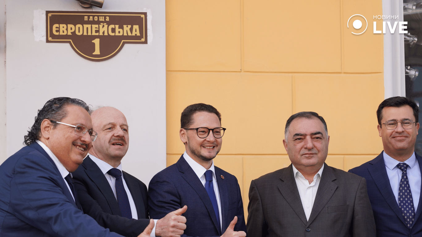 В Одессе Екатерининской площади больше нет - что вместо нее - фото 4