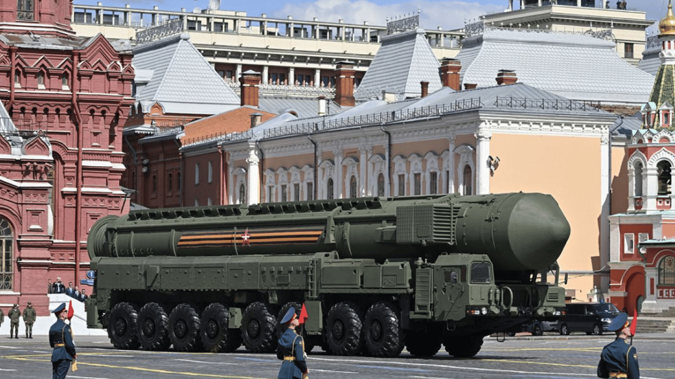 Навіщо Росія час від часу заявляє про ядерну зброю