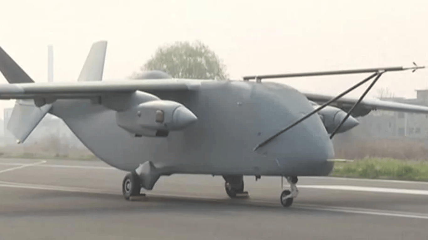 Китай презентував найважчий безпілотний транспортний літак у світі