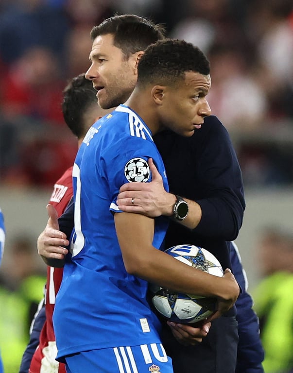 Хаби Алонсо и Килиан Мбаппе