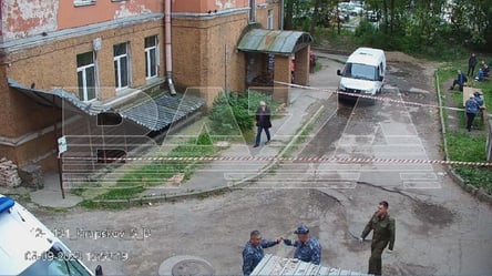 В Санкт-Петербурге возле военкомата сработало взрывное устройство: что известно - 285x160
